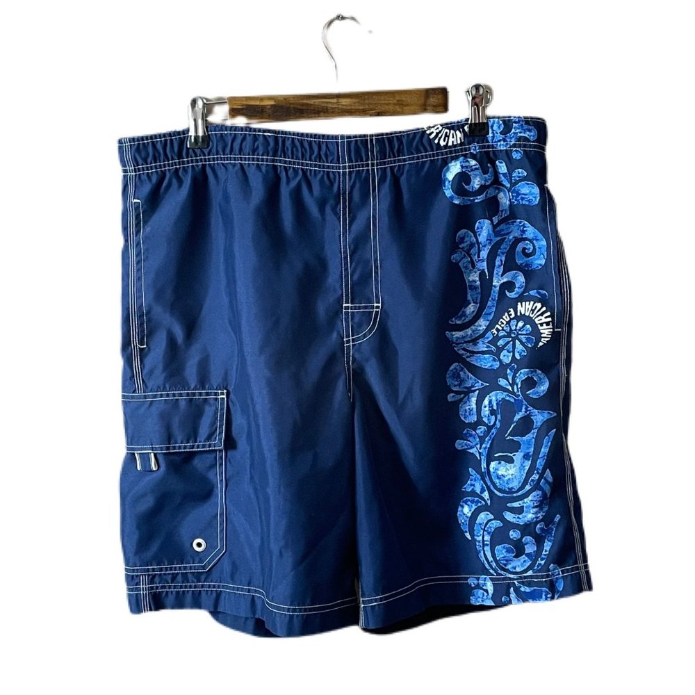 American Eagle Outfitters Board Shorts Swim Trunks Size Medium Tropical Waves